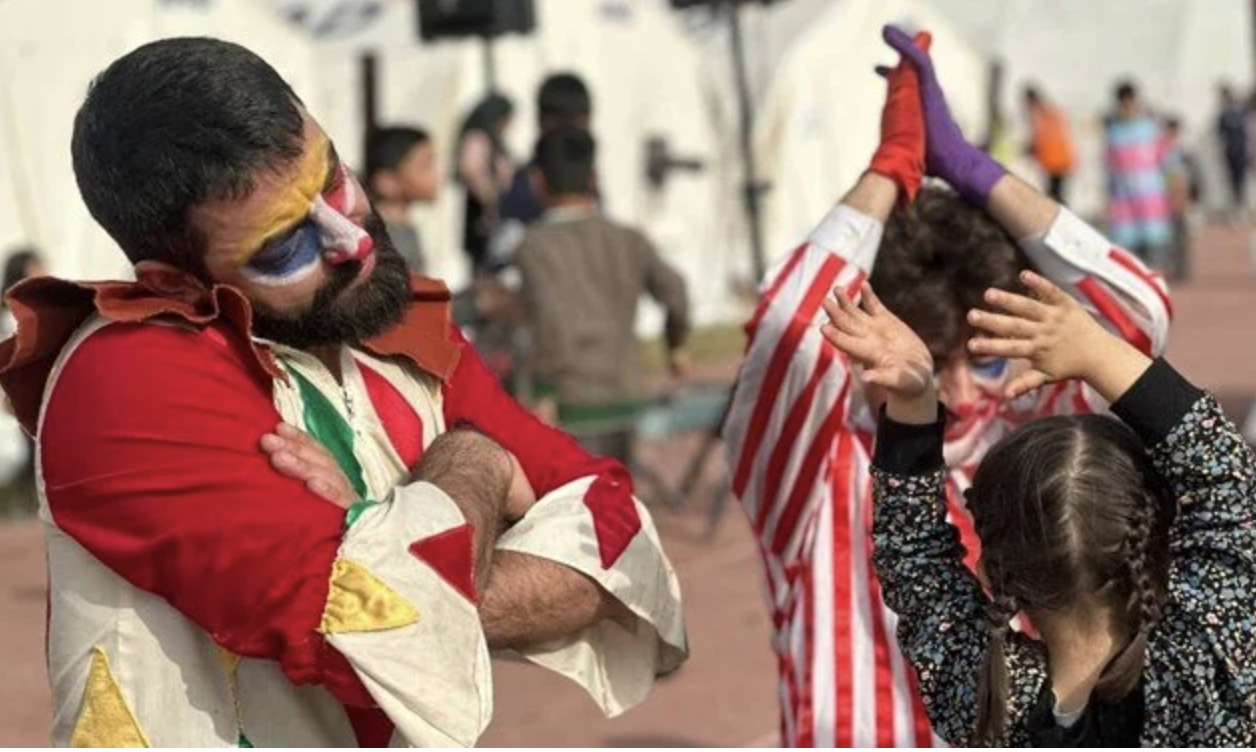 Performansa Şanogerên Kurd Di Dema Erdhejê De