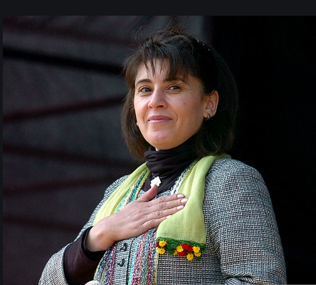 Legal Kürt Siyasetinin İki ‘Yemini’ (1991-2015) Arasında Bir Kürt Kadın; Leyla Zana